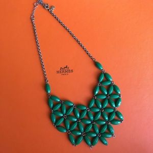 30% OFF🌟J. Crew Green Bead Bib Necklace